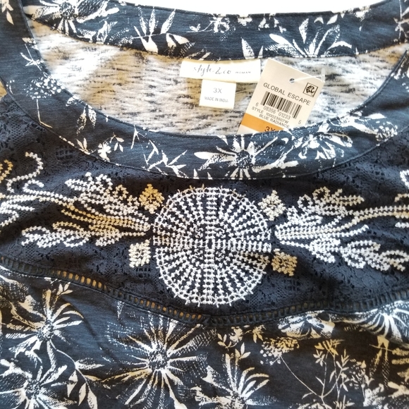 Style& Co Plus Size 3X Blue Lace Tank Top
3X - Picture 4 of 7